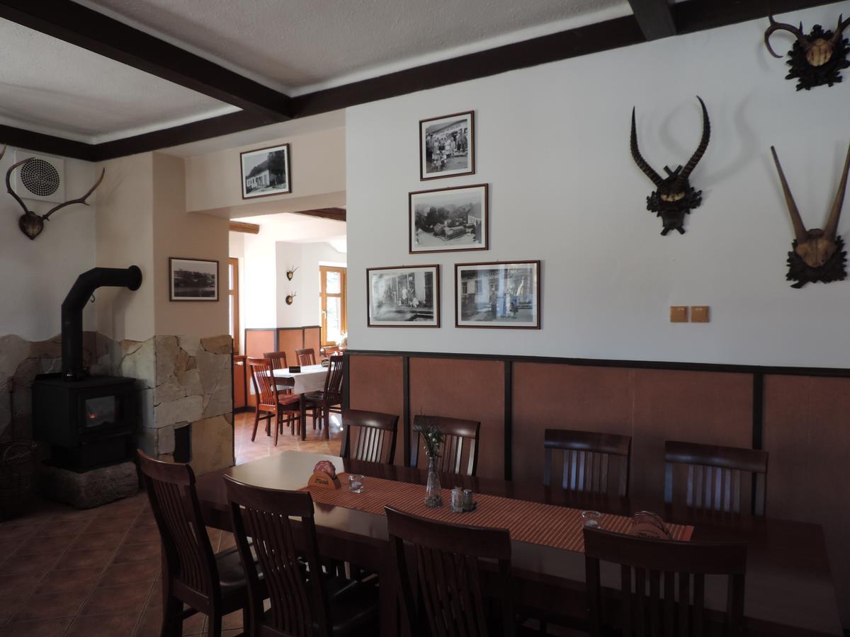 Ubytovaci Hostinec Na Skalach Budislav  Extérieur photo