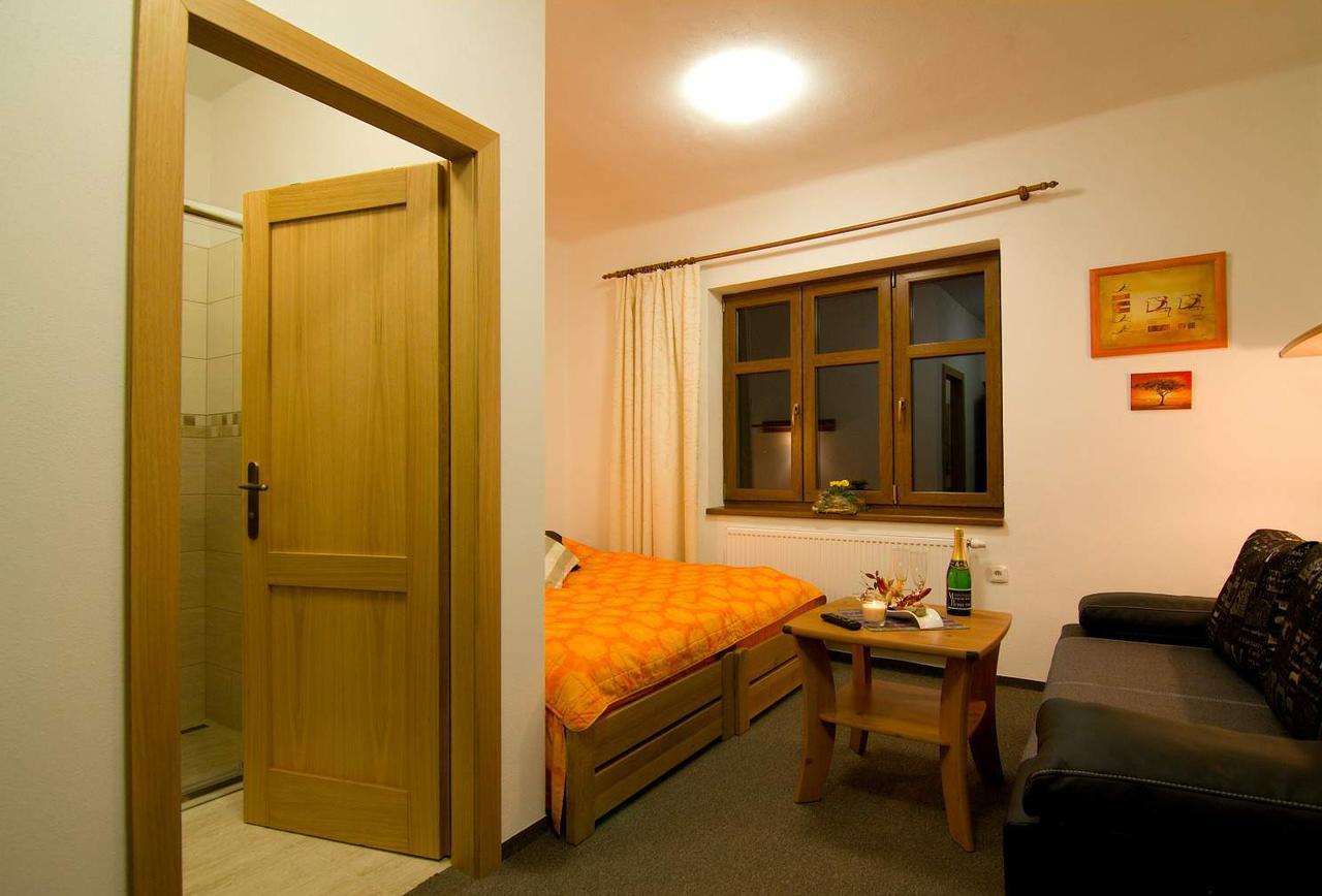 Ubytovaci Hostinec Na Skalach Budislav  Extérieur photo